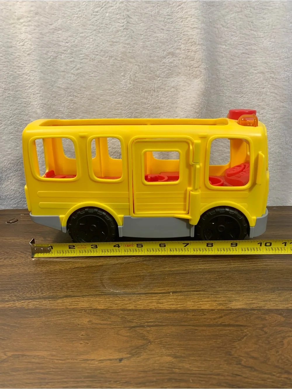 Fisher-Price Little People Yellow School Bus Toy Vehicle with Sounds